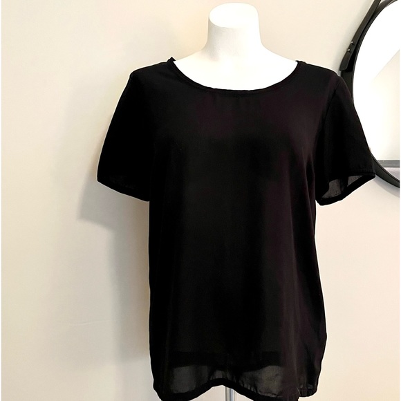 Soaked in Luxury Peek-T Luxuriously Soft Top - Picture 3 of 7